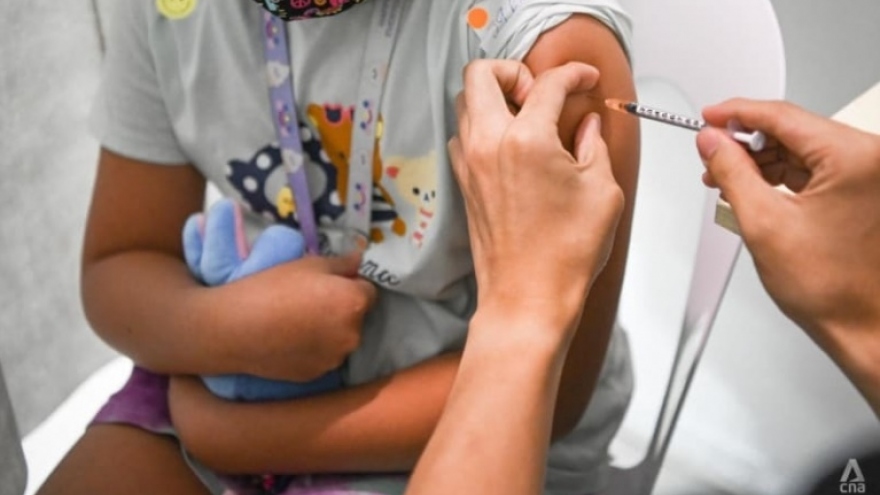 Singapore sẽ tiêm vaccine Covid-19 cho trẻ từ 6 tháng tuổi trong quý 4/2022